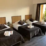 Villa Loucisa Nice 8 Chambres 24 Couchages Piscine Vue Mer