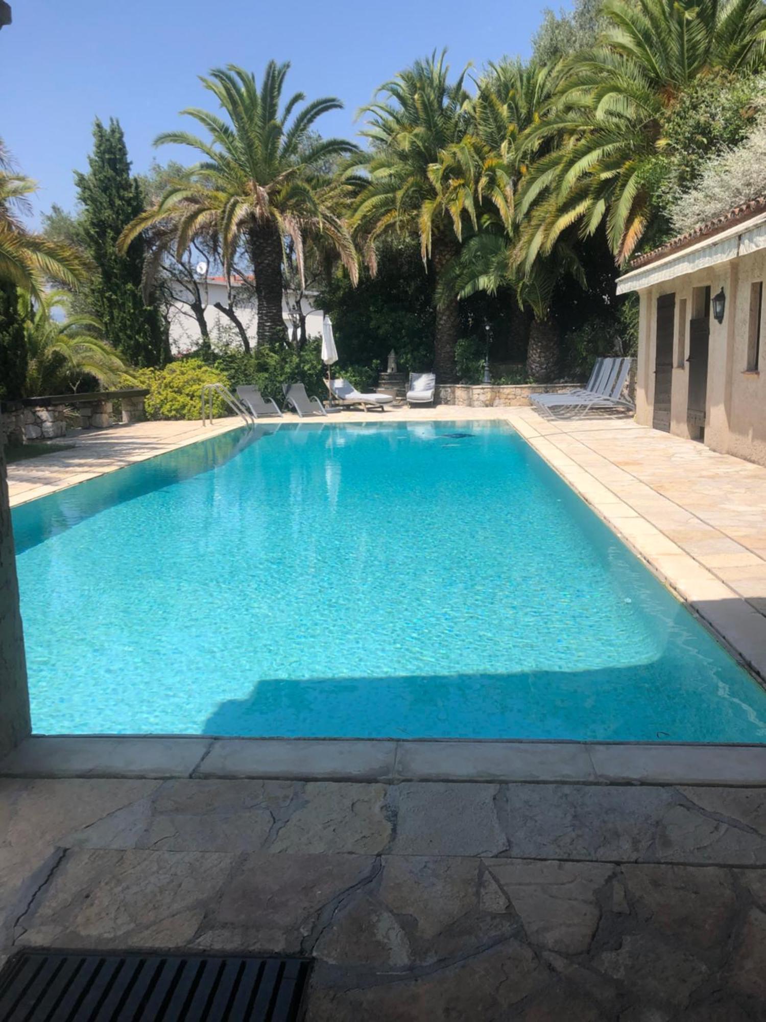 Loucisa 8 24 Couchages Piscine Vue